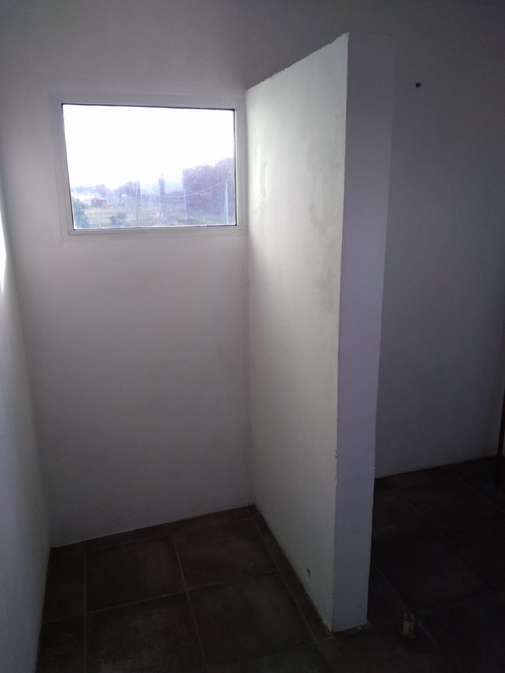 VENTA CASA DE 2 AMBIENTES SAN EDUARDO DEL MAR