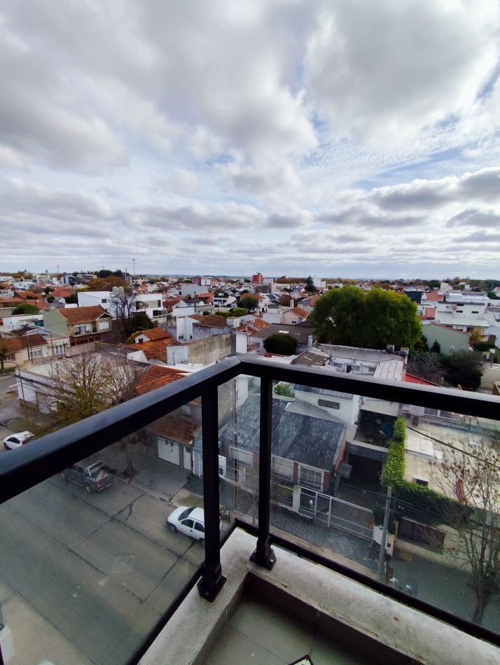 Depto un amb con balcon a la calle con amenities Edificio Cuarzur I