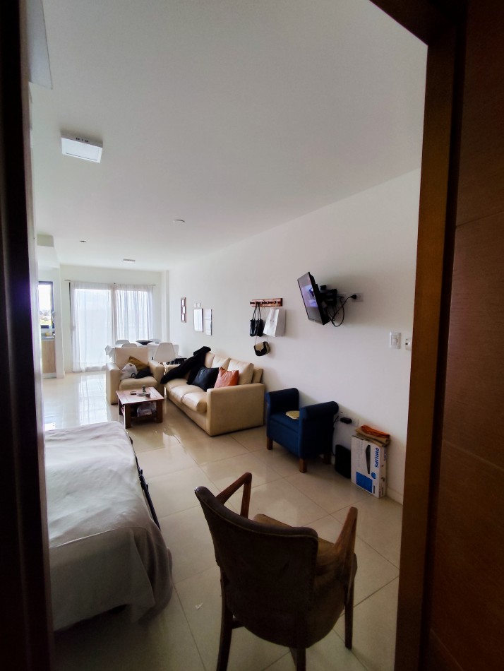 Depto un amb con balcon a la calle con amenities Edificio Cuarzur I