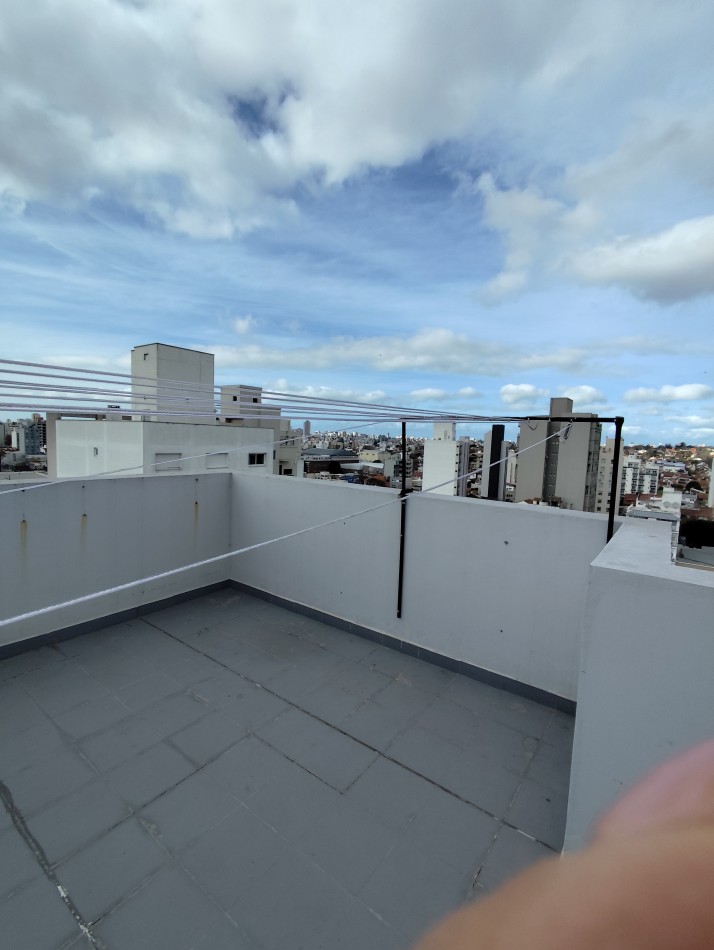 Depto un amb con balcon a la calle con amenities Edificio Cuarzur I