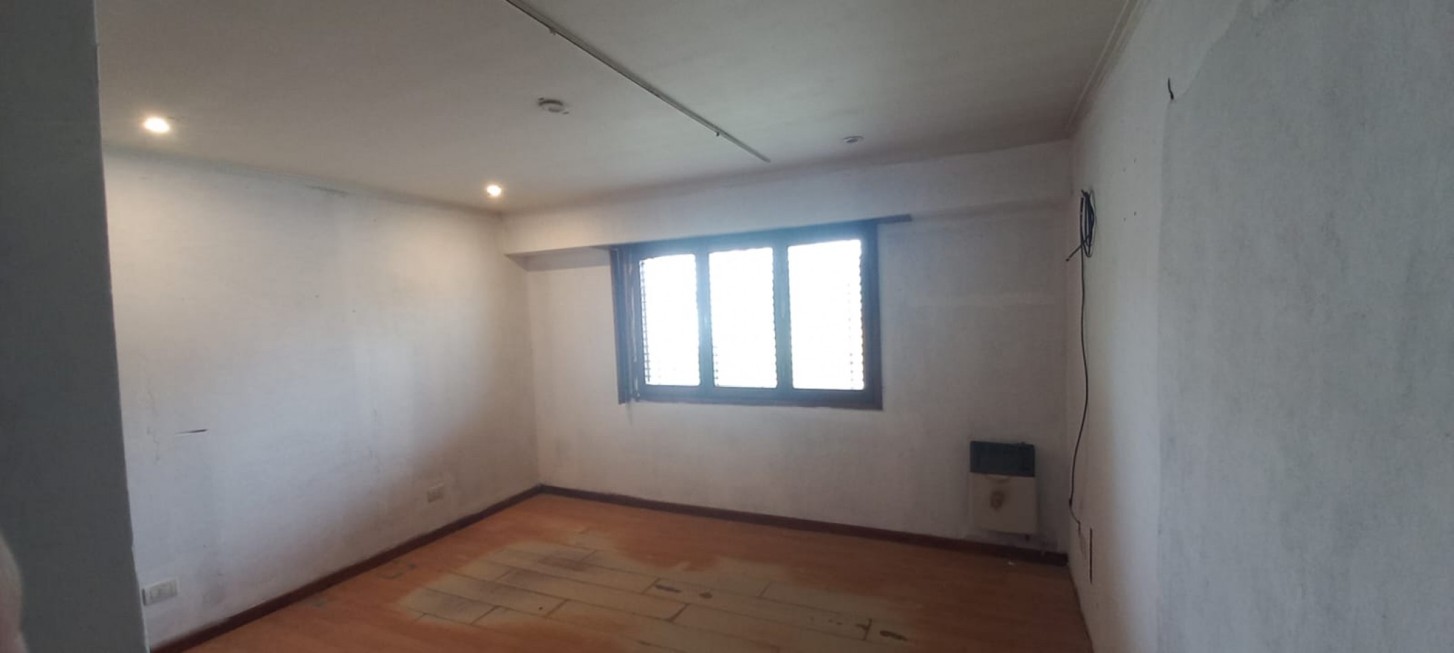 VENTA CASA 3 AMB.CON GARAGE