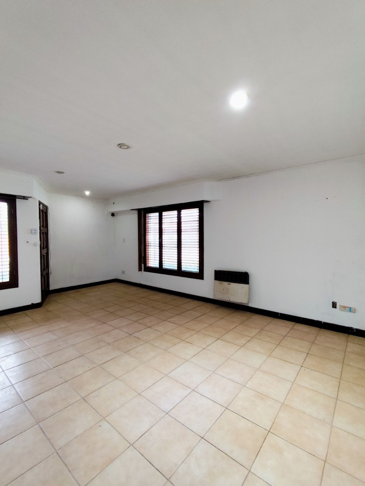 Chalet 3 amb con garage en venta. Colinas de P. Ramos 