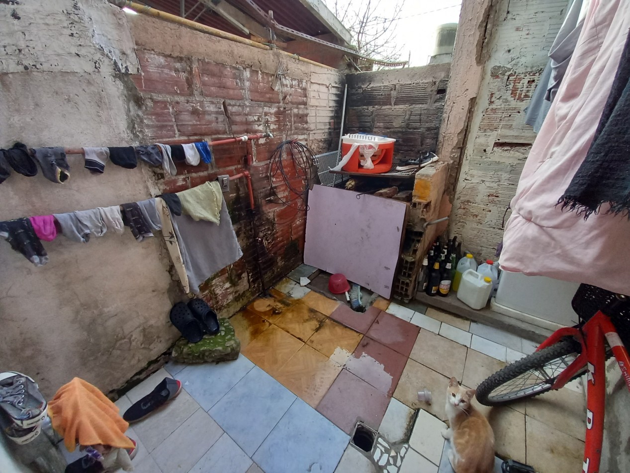 VENTA 3 CASAS A REMODELAR en LOTE PROPIO