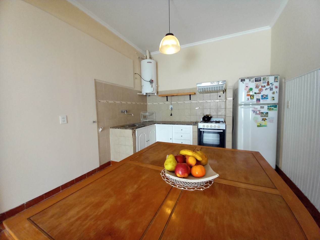 VENTA PH 3AMB PLANTA BAJA-SIN EXPENSAS PASLLO FALUCHO 3400