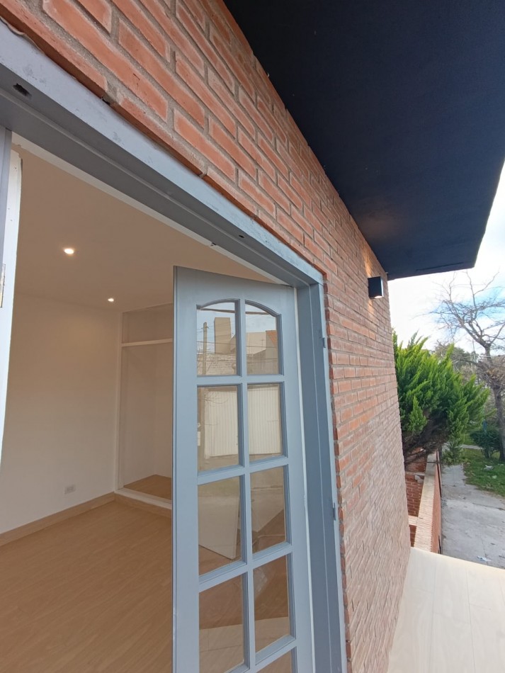 VENTA PH en 2 PLANTAS PATIO y TERRAZA