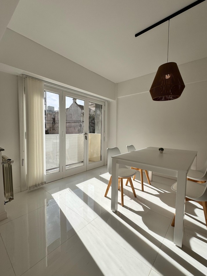 Venta 2AMB RECICLADO BALCON SALIENTE CENTRO 