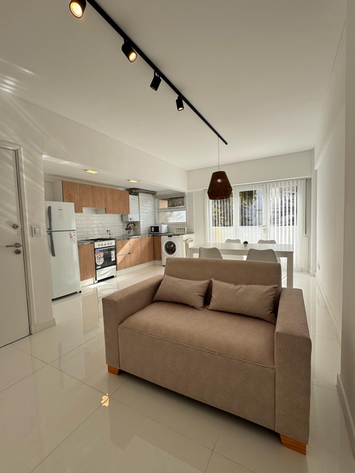 Venta 2AMB RECICLADO BALCON SALIENTE CENTRO 