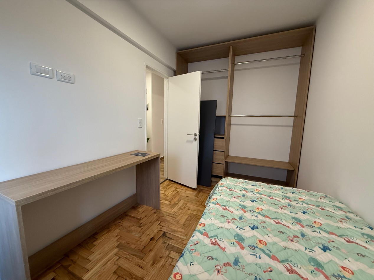 VENTA 3AMB RECICLADO COCHERA FIJA BALCON CENTRO 