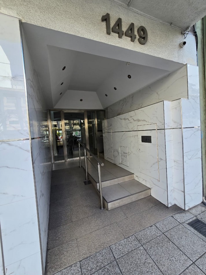 VENTA 2AMB RENTE CENTRO BALCON Y COCHERA 