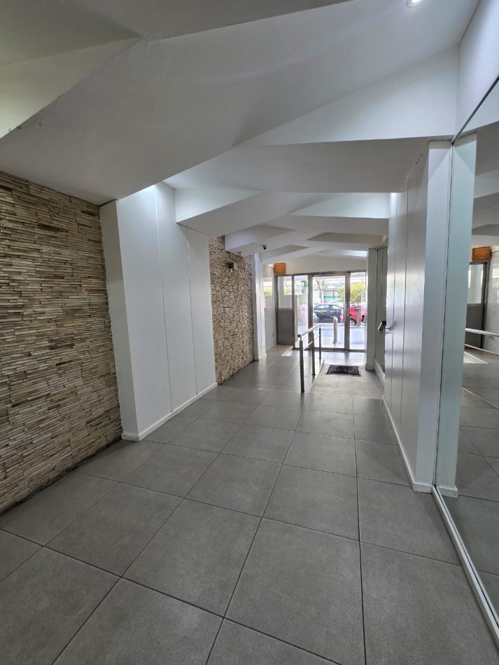 VENTA 2AMB RENTE CENTRO BALCON Y COCHERA 
