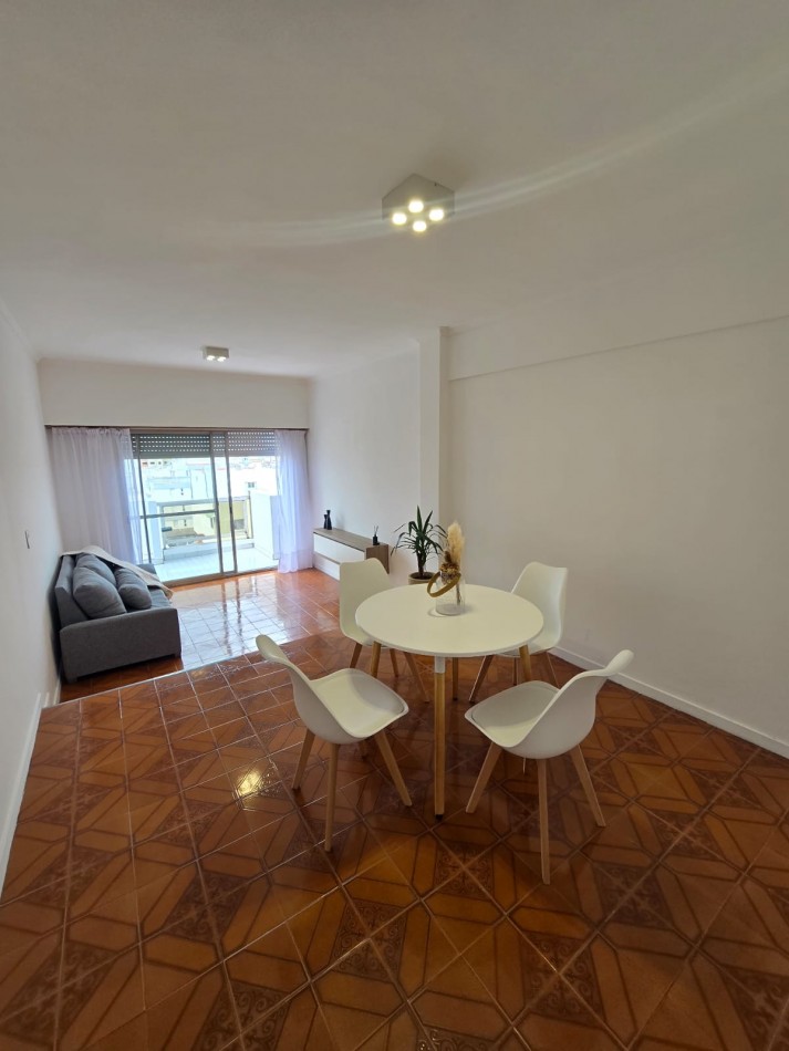 VENTA 2AMB RENTE CENTRO BALCON Y COCHERA 