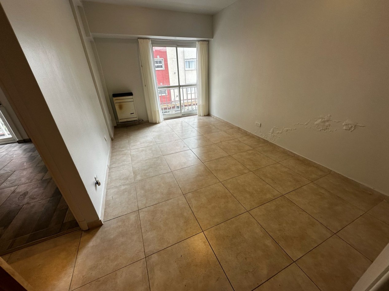 Venta 2AMB CENTRO BALCON