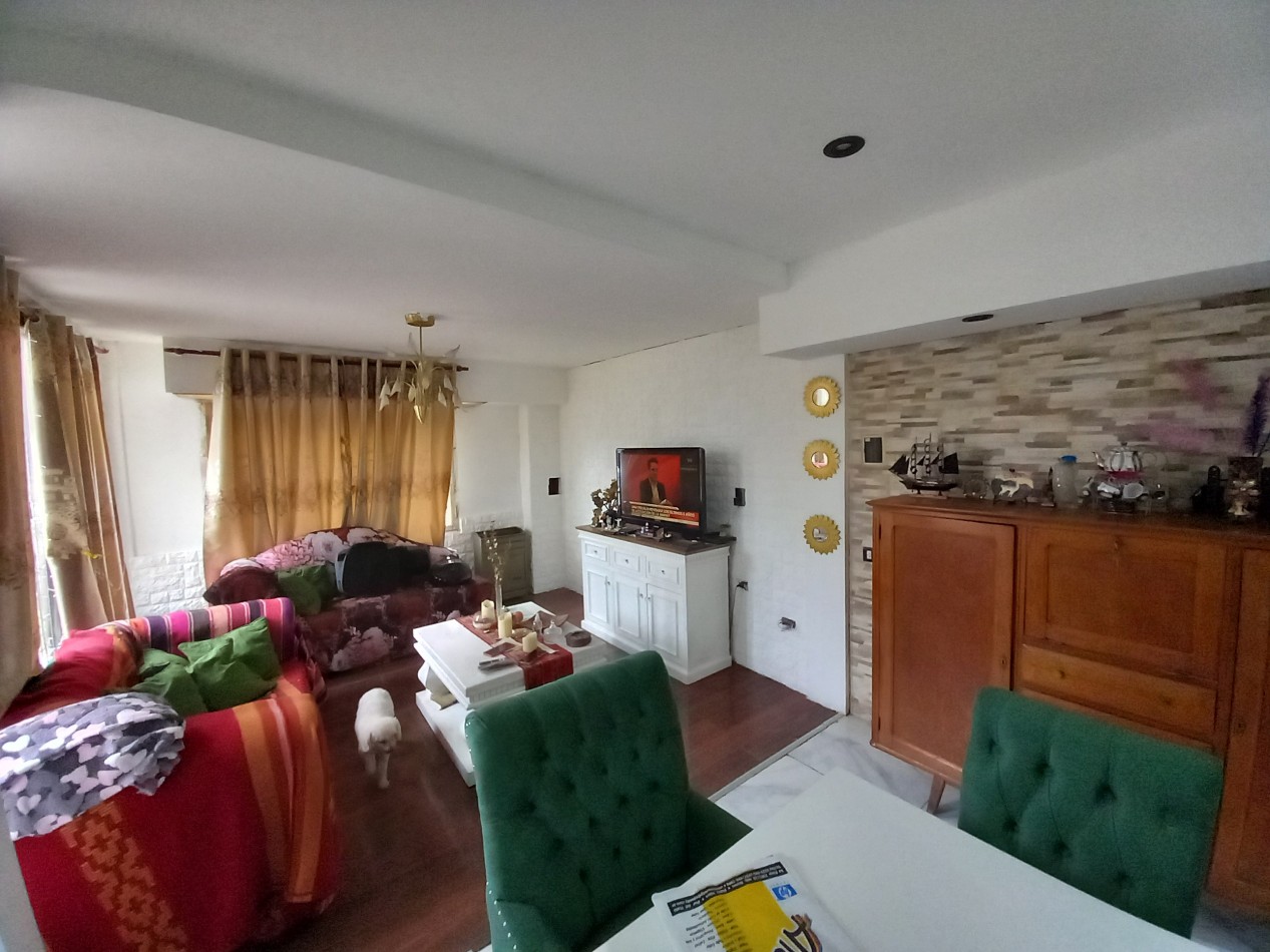 VENTA CASA 4AMB COCHERA DOBLE PARQUE Juan a. Peña al 6.600