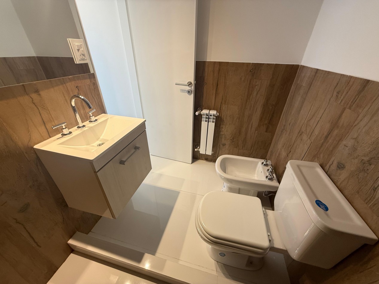 VENTA 3AMB RECICLADO CENTRO COCHERA y BALCON 