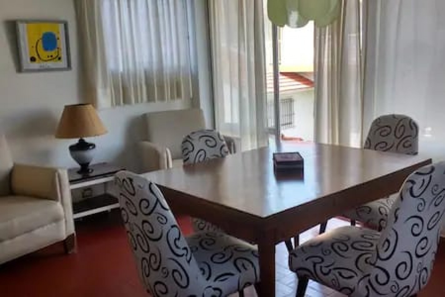 VEBTA de 2 CASAS FRENTE AL MAR BARRIO SAN JACINTO-EXCELENTE INVERSION