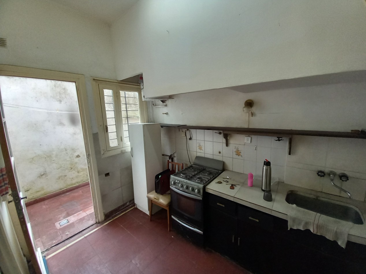 VENTA 2AMB PH PLANTA BAJA al FRENTE PATIO-La Pampa y Belgrano