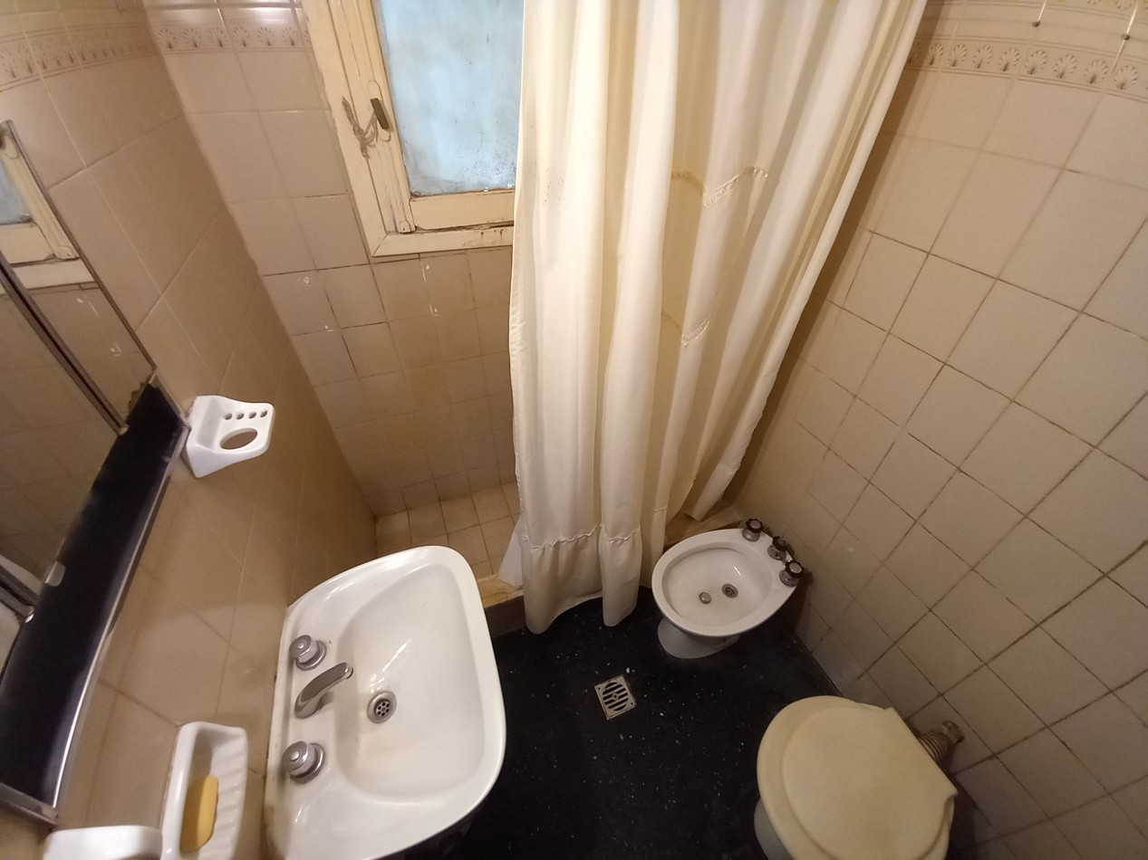 VENTA 2AMB PH PLANTA BAJA al FRENTE PATIO-La Pampa y Belgrano