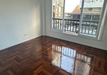 VENTA 3AMB AMPLIO CENTRO VISTA PARCIAL AL MAR