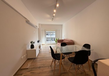 VENTA 3AMB RECICLADO COCHERA FIJA BALCON CENTRO