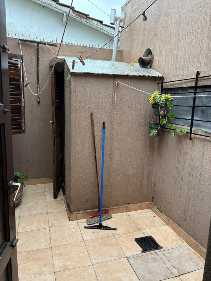 Venta de PH 2 Ambientes con Escritorio y Garage en San Cayetano