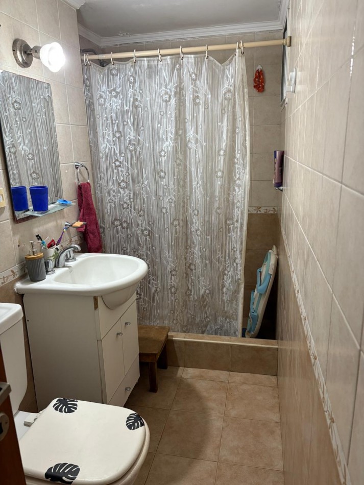 Venta de PH 2 Ambientes con Escritorio y Garage en San Cayetano