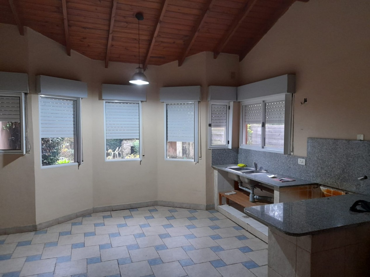 Casa Bosque Peralta Ramos (Amantes de la Naturaleza)