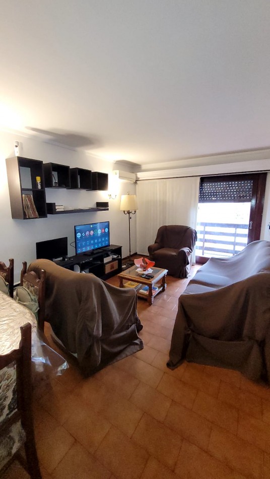 Amplio Depto 4 Amb. con Balcones Al Frente, Dependencia y Baulera