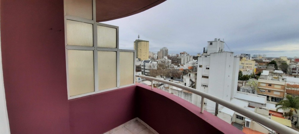 VENTA DEPARTAMENTO 2 AMB CON BALCON