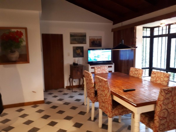 VENTA CASA 4 AMB CON JARDIN 