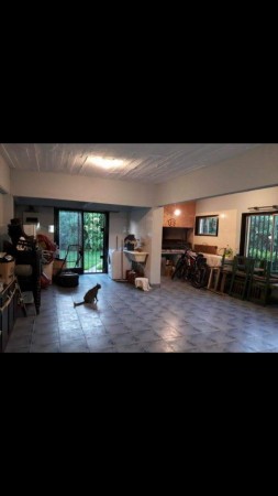 VENTA CASA 4 AMB CON JARDIN 