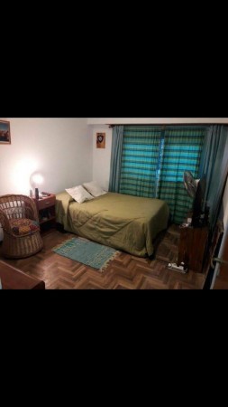 VENTA CASA 4 AMB CON JARDIN 