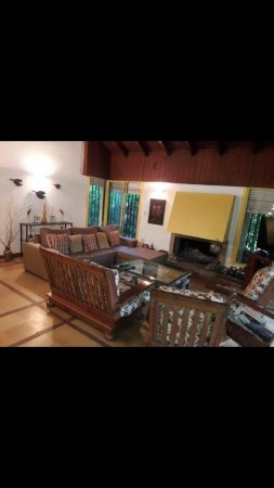 VENTA CASA 4 AMB CON JARDIN 