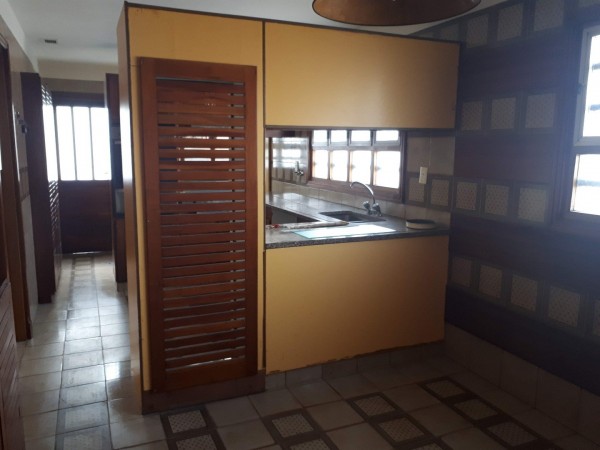 CHALET EN VENTA 5 AMB CON JARDIN Y PILETA