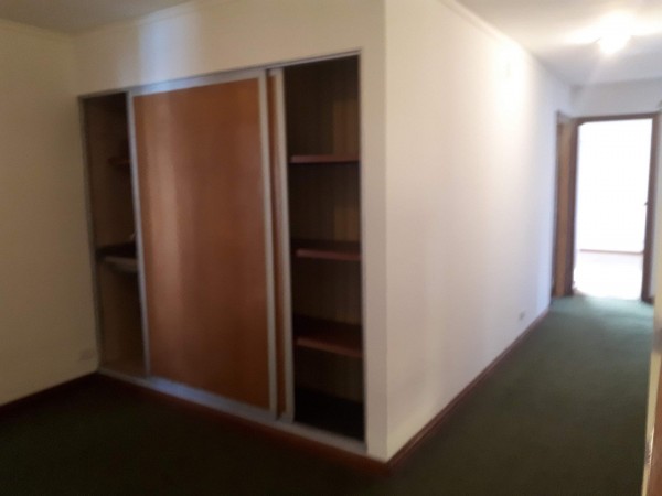 CHALET EN VENTA 5 AMB CON JARDIN Y PILETA