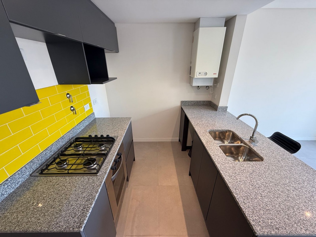 VENTA DEPARTAMENTO 2 AMB CON BALCON 
