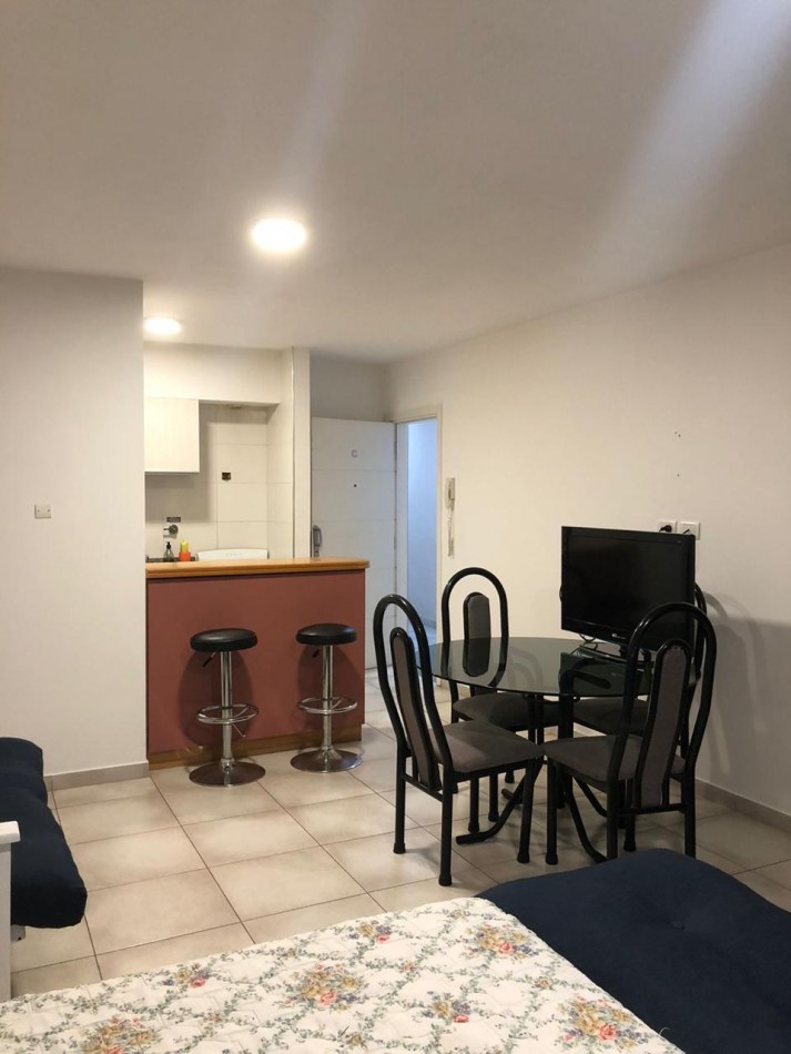 VENTA MONOAMBIENTE CON BALCON