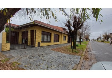 CASA A LA VENTA