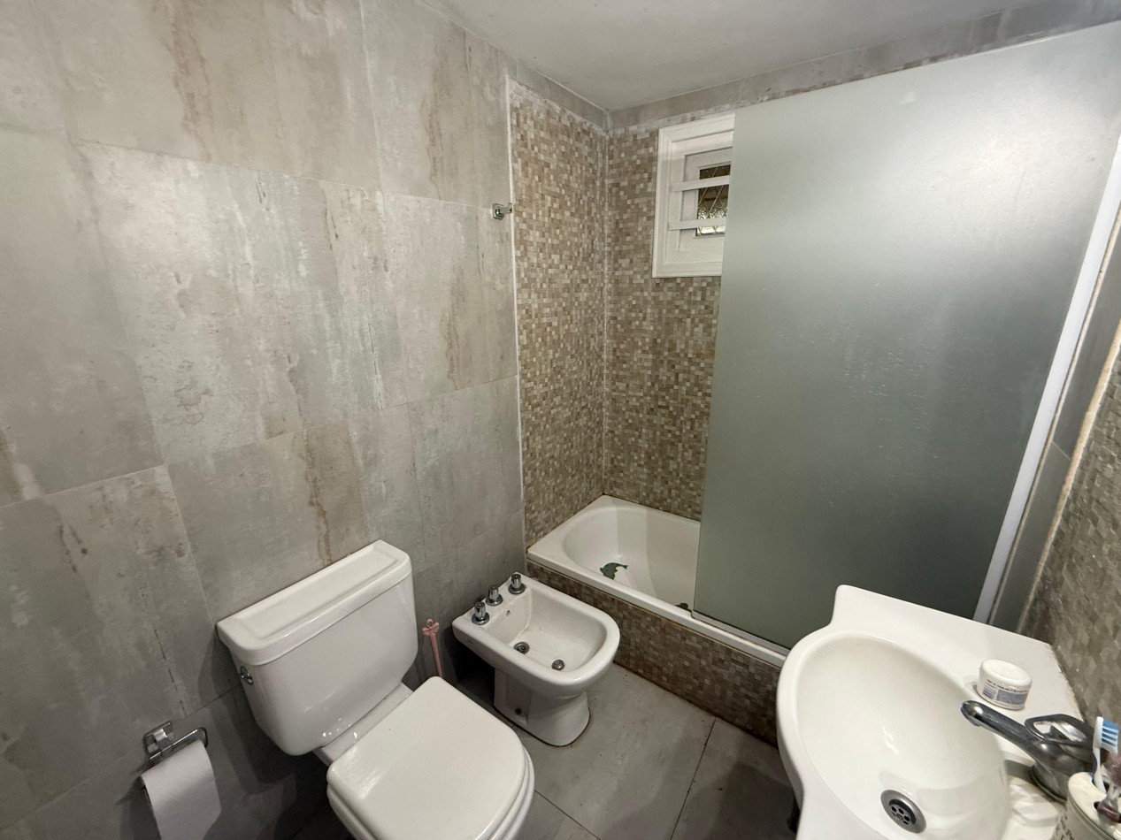 Casa de 6 ambientes - Parque Luro