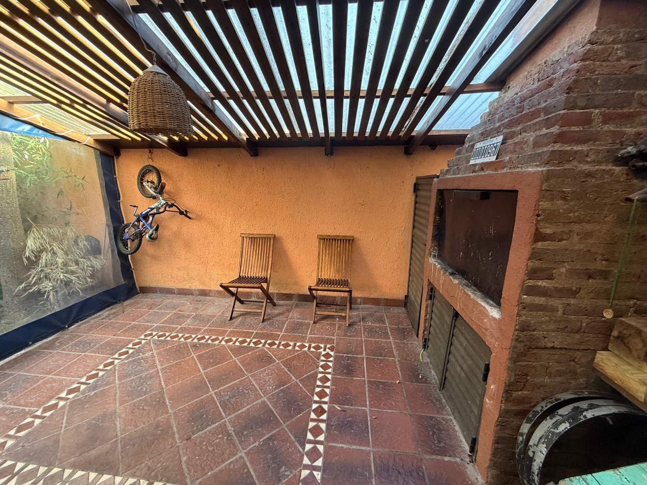 Casa de 6 ambientes - Parque Luro