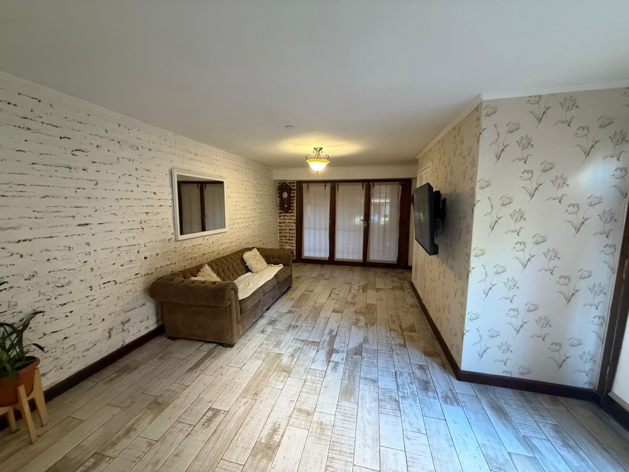 Casa de 6 ambientes - Parque Luro