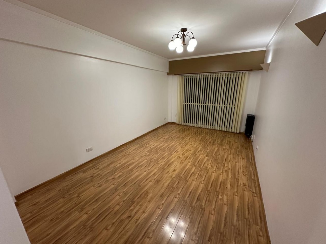 Departamento 3 Ambientes a la Calle