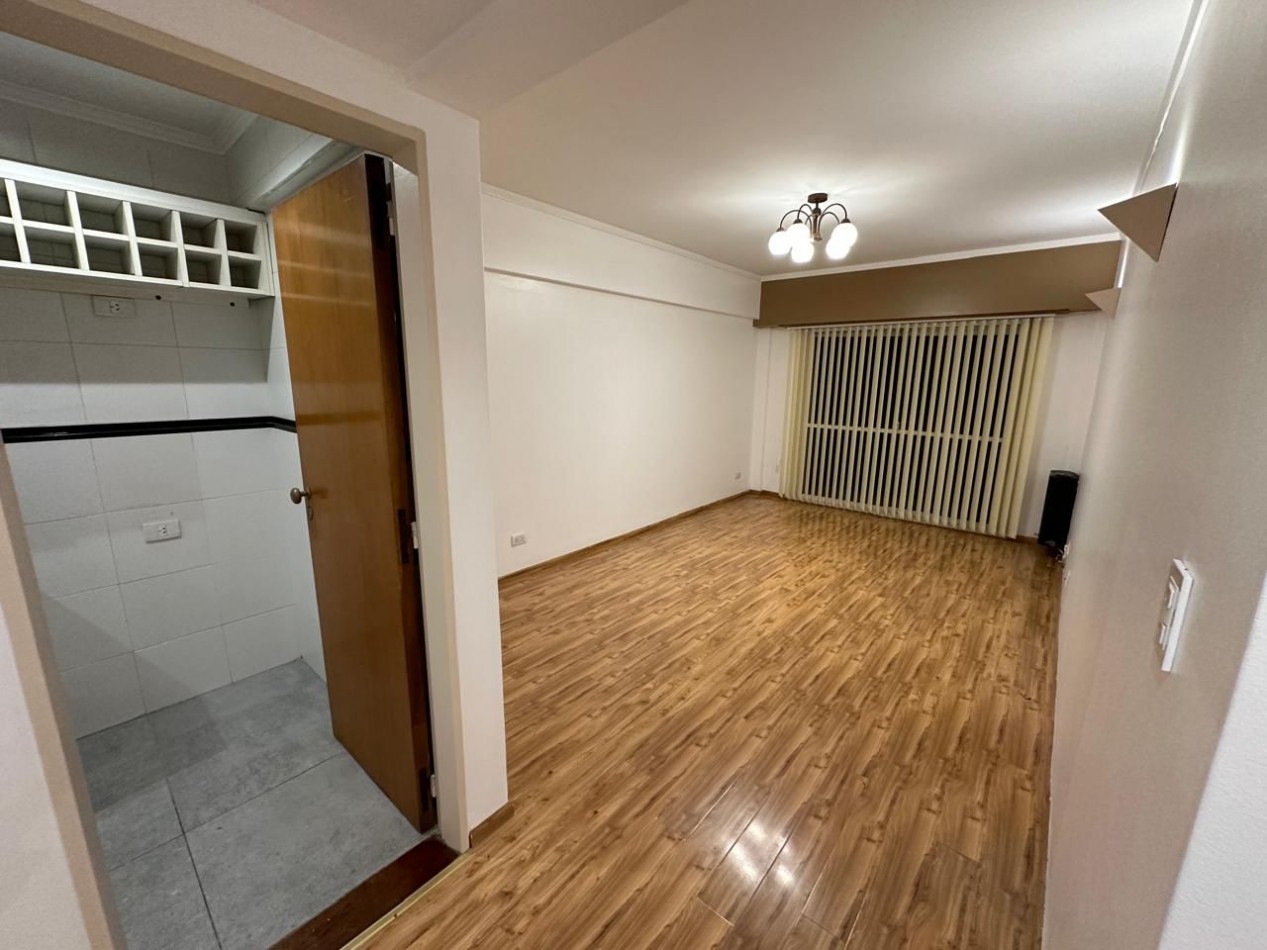 Departamento 3 Ambientes a la Calle