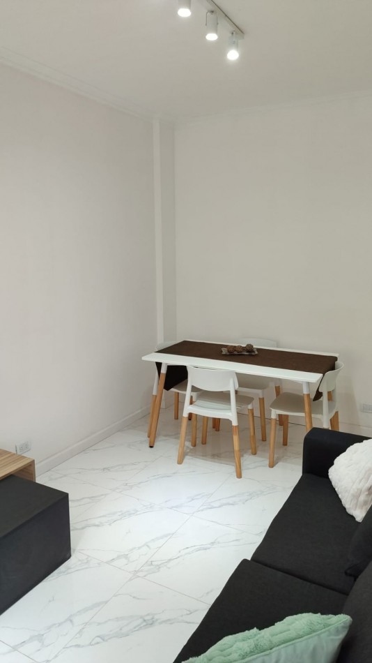 Departamento 2 Ambientes a la Calle - Centro