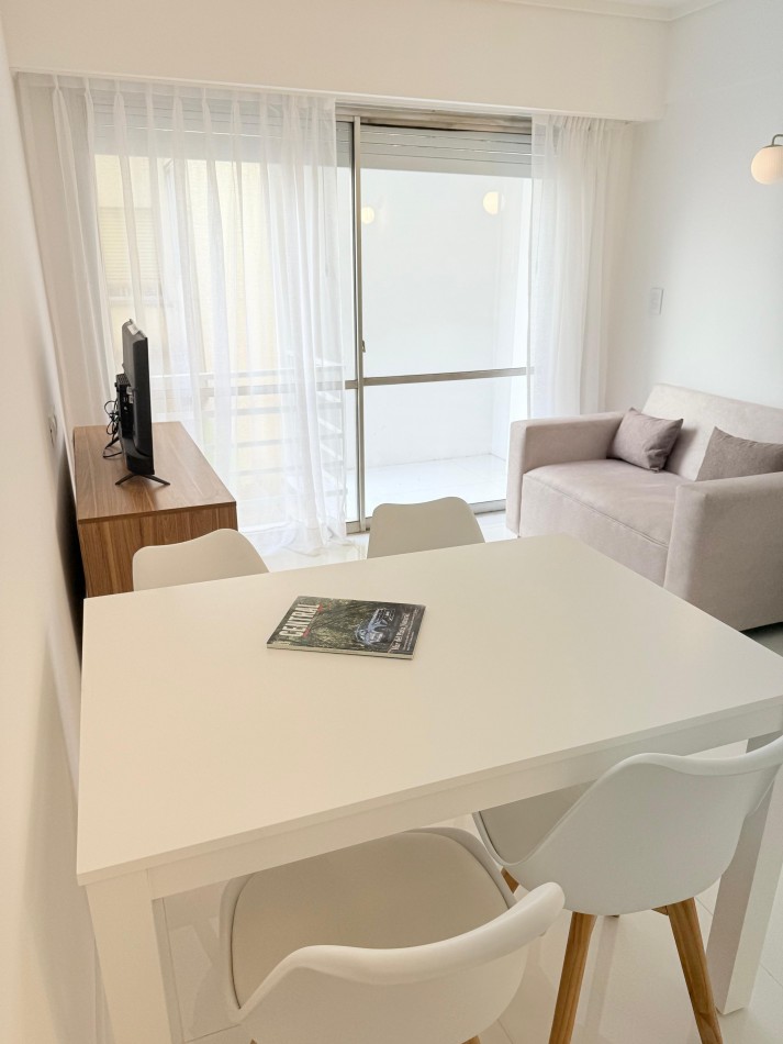 Departamento 2 Ambientes en Venta - Centro