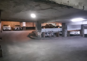 Cochera en Venta - Edificio Apolo