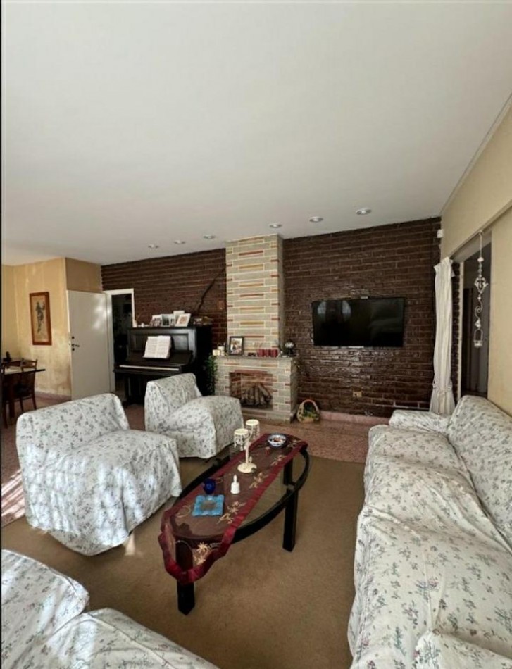 CHALET CUATRO AMBIENTES