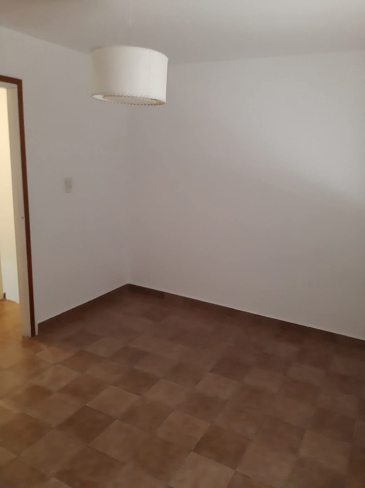 VENTA CASA EN BARRIO REPETTO CORONEL VIDAL