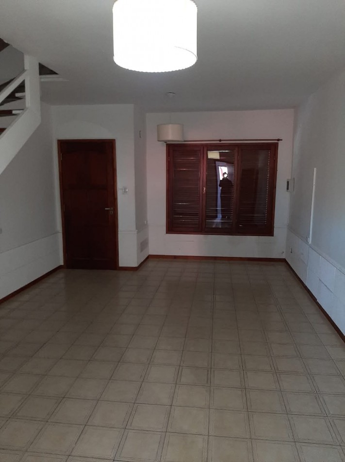VENTA CASA EN BARRIO REPETTO CORONEL VIDAL