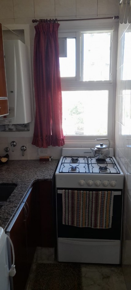 VENTA 1 AMBIENTE COCINA SEPARADA A LA CALLE