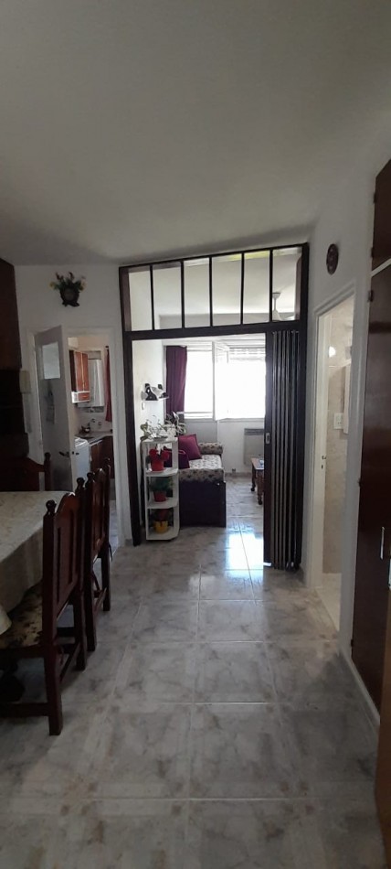 VENTA 1 AMBIENTE COCINA SEPARADA A LA CALLE